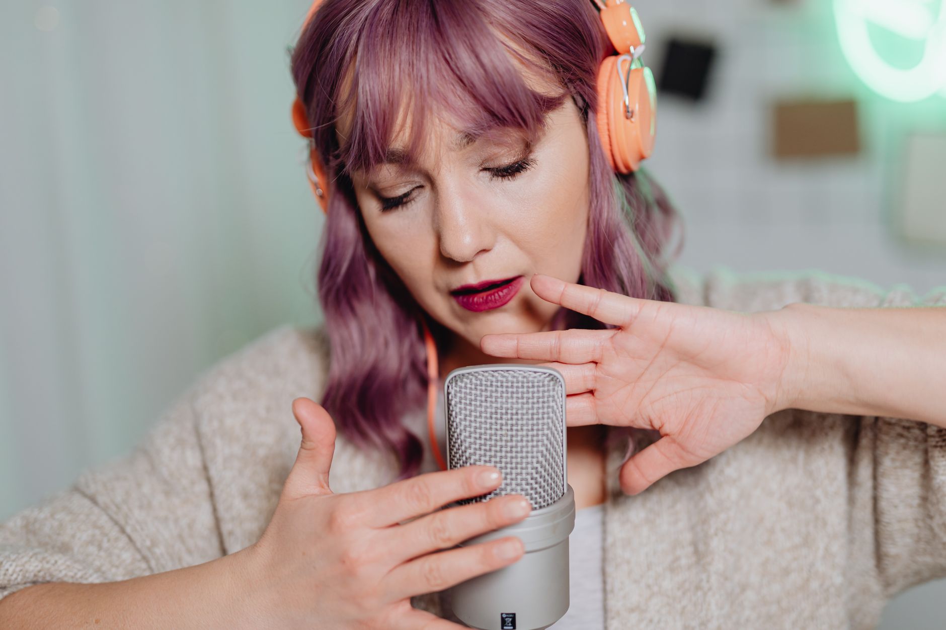 Top 5 Ways Creators Are Using AI Voice in Their Content